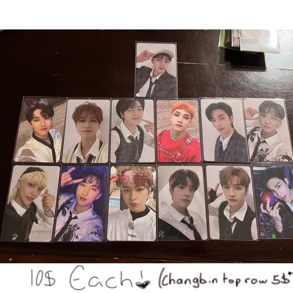 Selling K-pop Photocards!